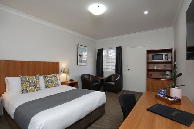Standard Room, Non Smoking (Queen Room)
