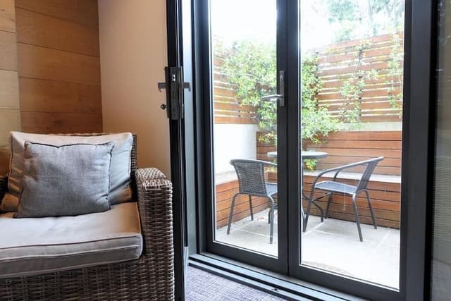Deluxe Queen and Single (Private Balcony)