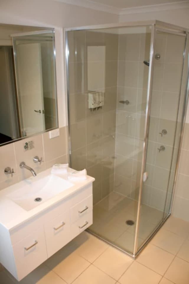 Townhouse 3 Bedrooms, Entire Unit Rent