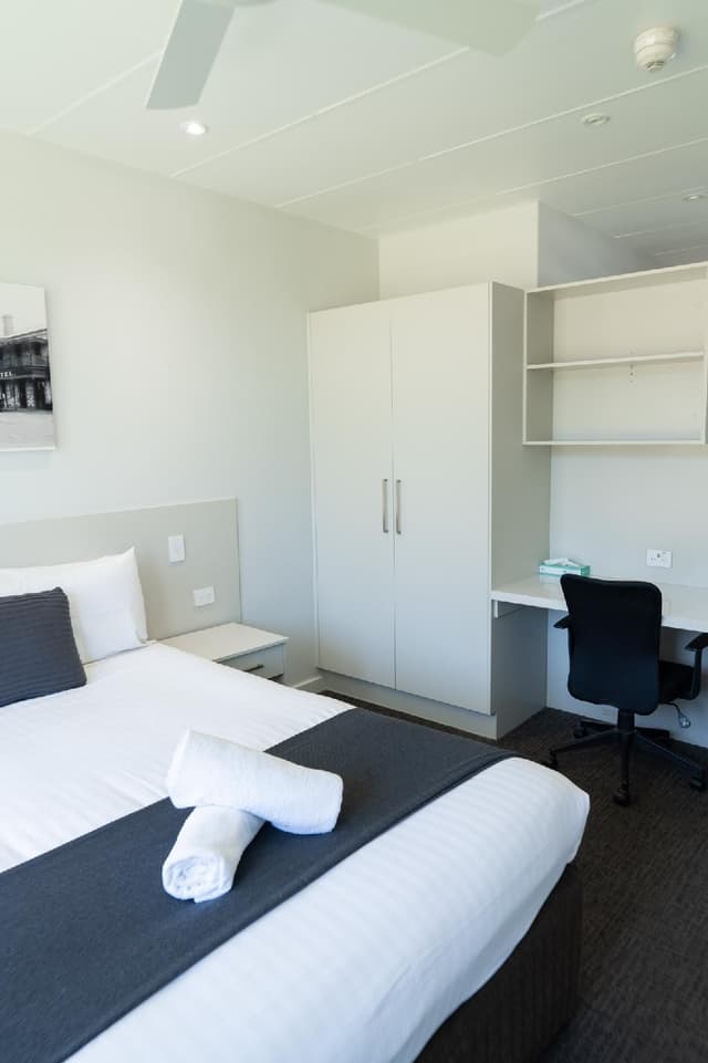 Superior Queen Room