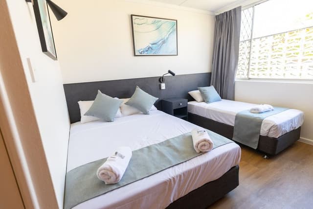 Classic Triple Room, Multiple Beds, Ensuite