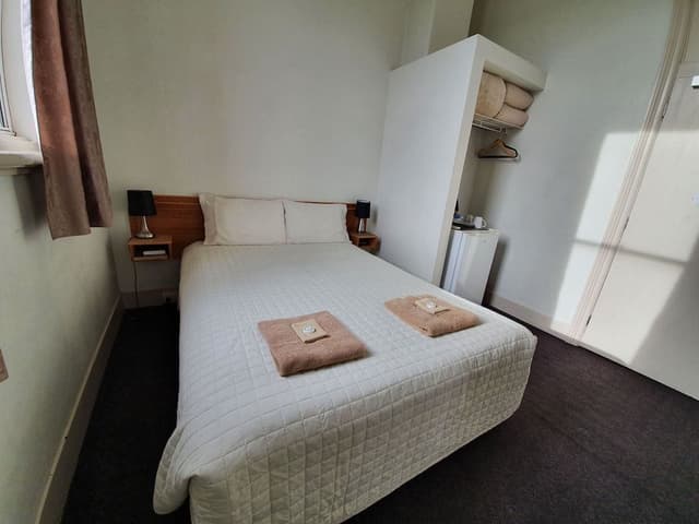Double or Twin Room, Multiple Beds, Non Smoking, Ensuite