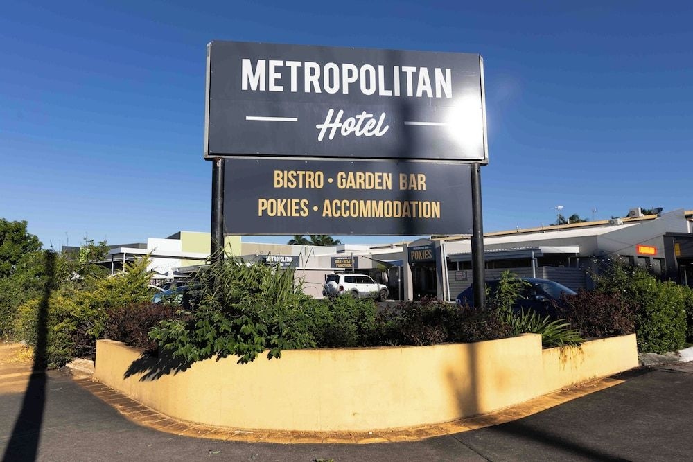Metropolitan Hotel Mackay4