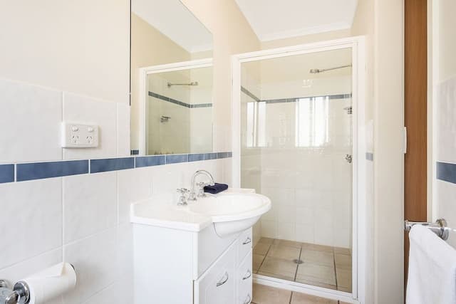 Two Bedroom Apartment with Lake View