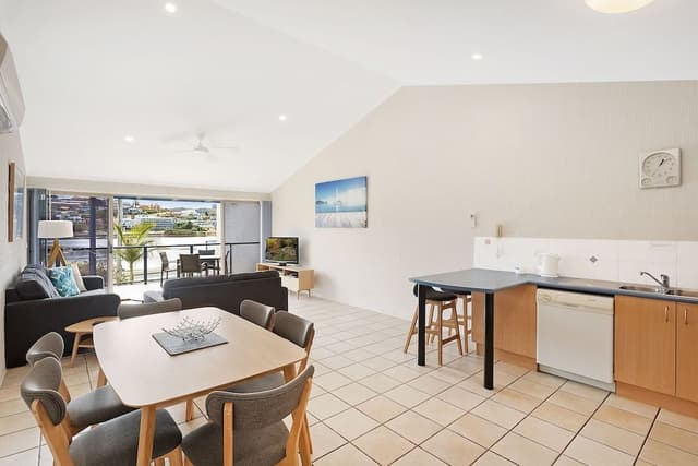 Two Bedroom Apartment with Lake View