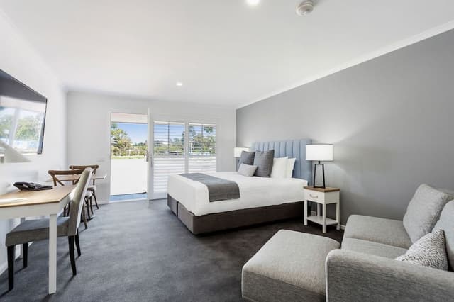 Premier Room, 1 King Bed