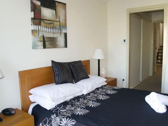 Seaspray Apartment 5 (5 night min)