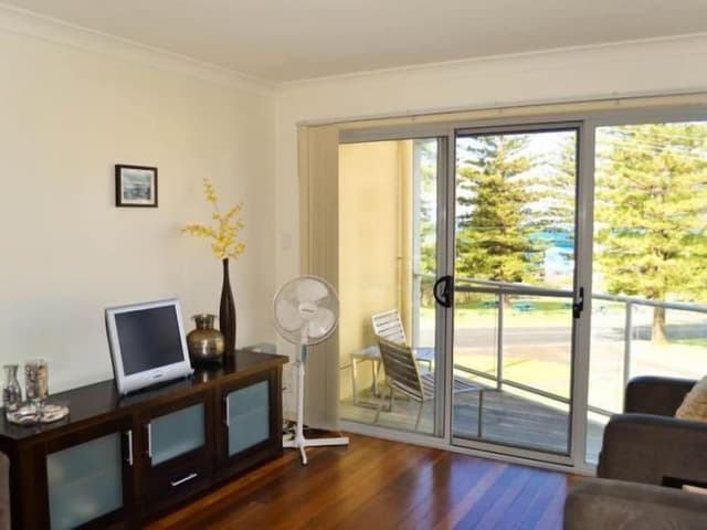 Seaspray Apartment 3 (5 night min)