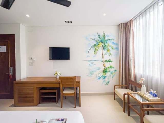Deluxe Double Room, City View