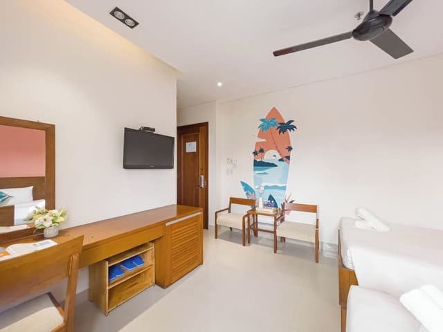 Family Triple Room, City View