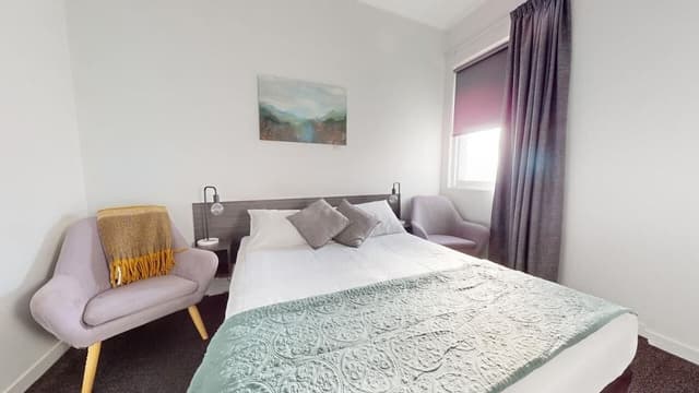 Standard Queen Room