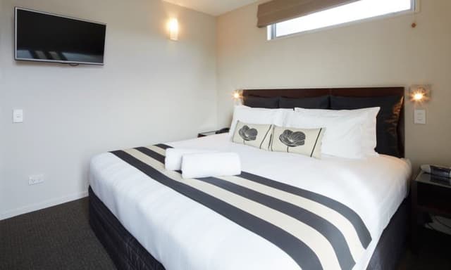 One Bedroom Suite