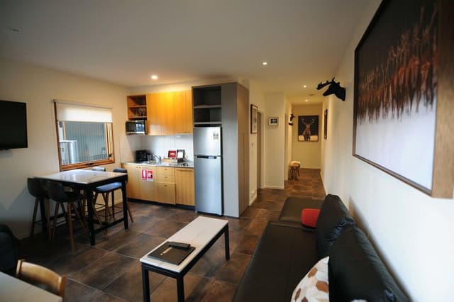 One Bedroom - Tara