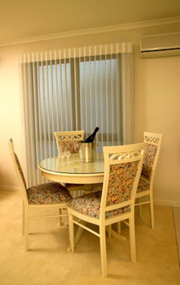 Standard Apartment, Non Smoking, Kitchen (TOM THUMB STUDIO SPA)