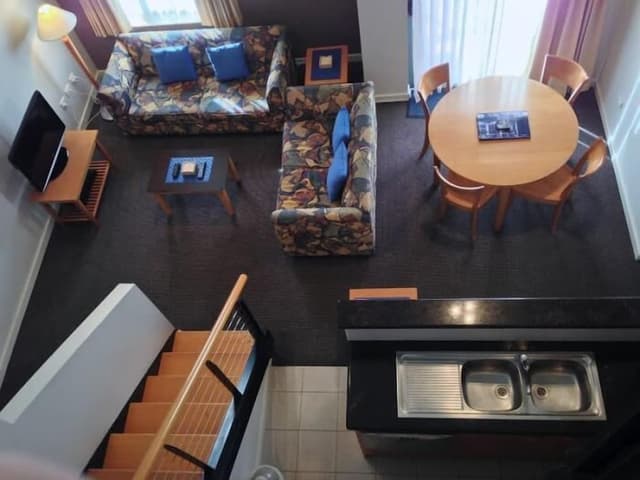 City Apartment, 2 Bedrooms, Kitchen (City Outlook)