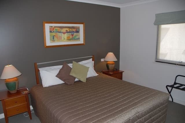 Standard Apartment, 2 Bedrooms, Kitchen (River Outlook)