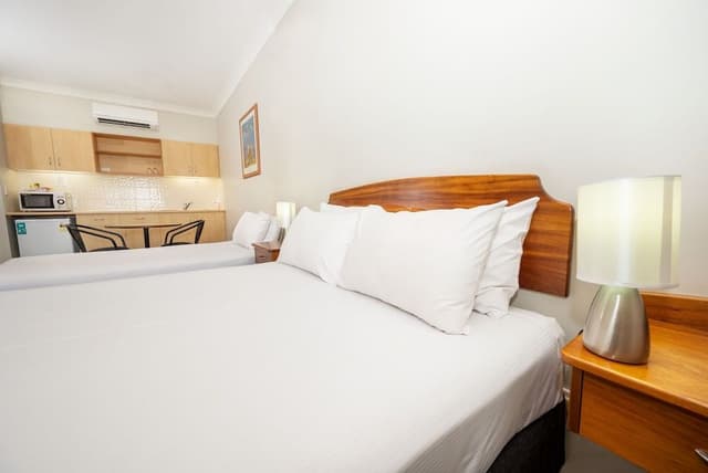 Standard Studio, Non Smoking, Kitchenette (Garden Room)