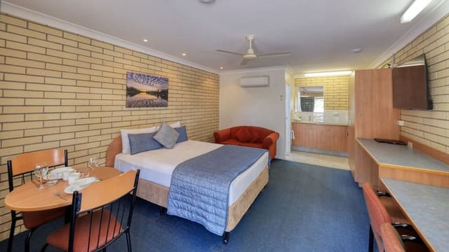 Queen Room
