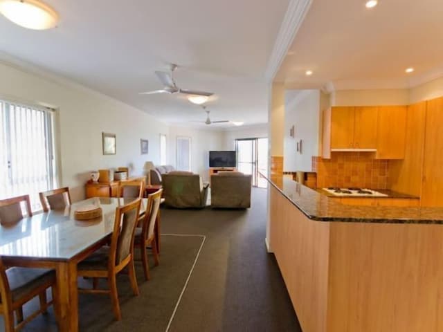 Suite, 3 Bedrooms
