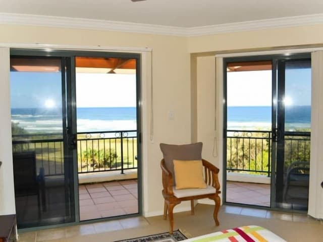 Penthouse, 3 Bedrooms (Weekly)