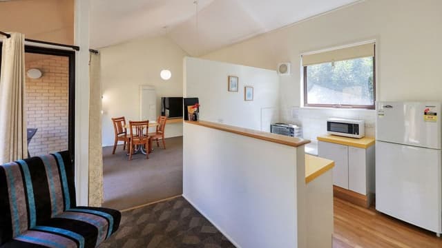 One Bedroom Apartment