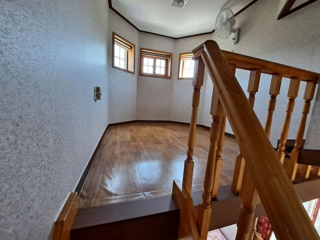 Family Room (1 Double, 1 Futon)