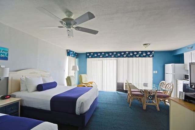 Premier Two Queen Beds Studio - Gulf Front