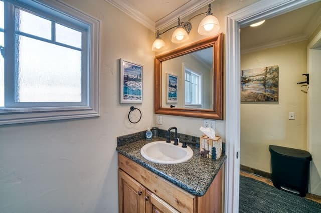 Studio, Kitchenette