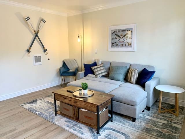 1 Bedroom, 1 Bath, Full Kitchen