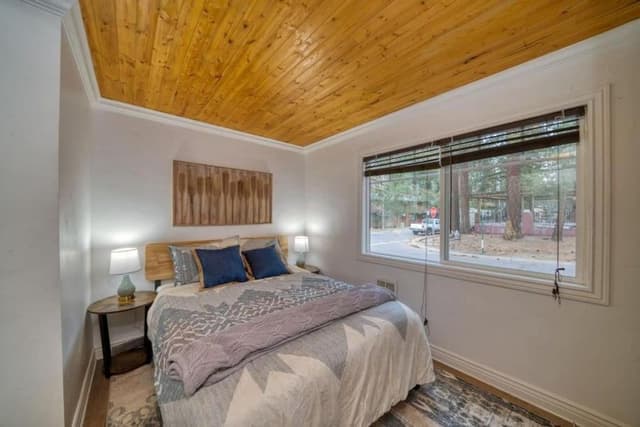 Bedroom, 1 Bath, Full Kitchen