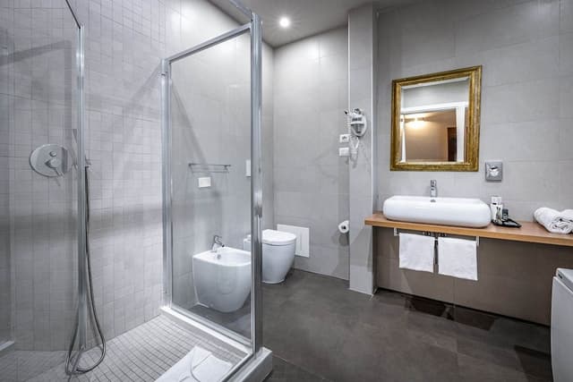 Deluxe Studio Suite, 1 King Bed