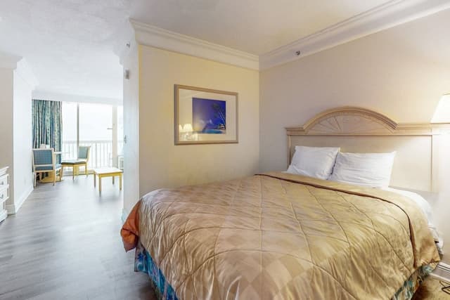 Studio Suite, Multiple Beds, Hot Tub, Ocean View (Daytona Beach Resort 258)