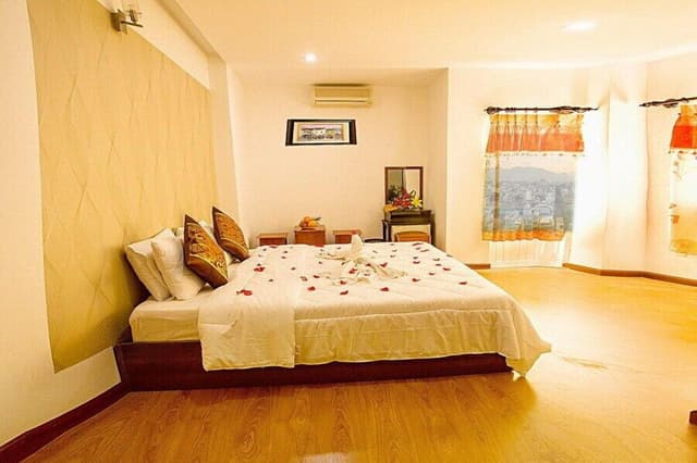 Superior Double Room, City View