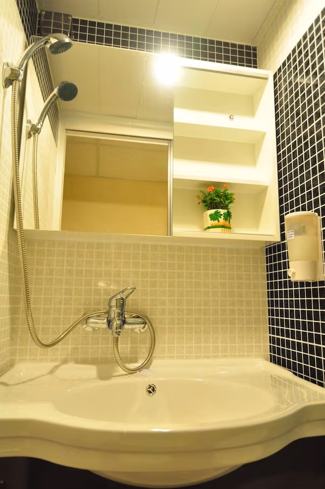 Twin Room