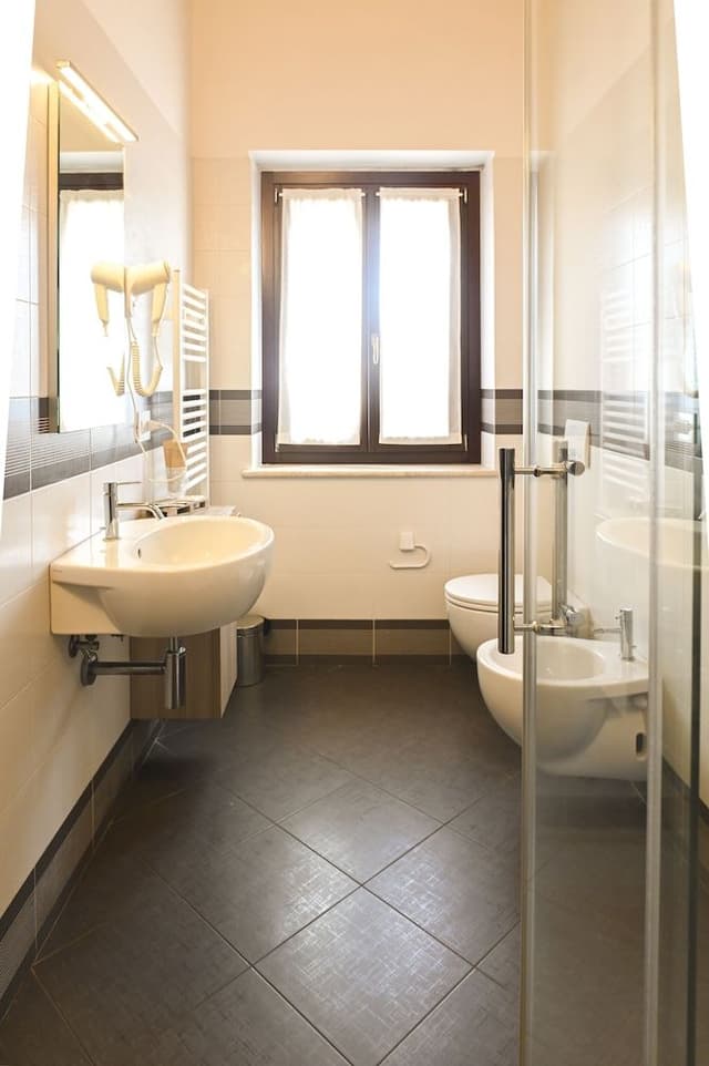 Standard Double Room (Argento)