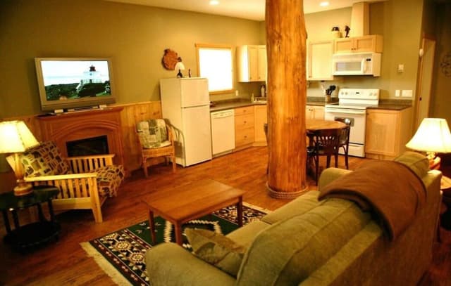 Premier Cabin