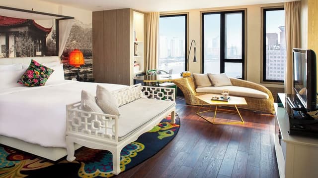 Premium Room, 1 King Bed, River View