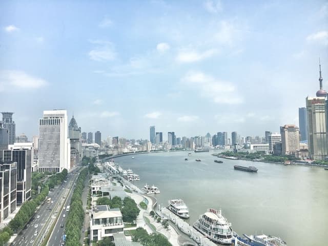 Premium Room, 1 King Bed, River View