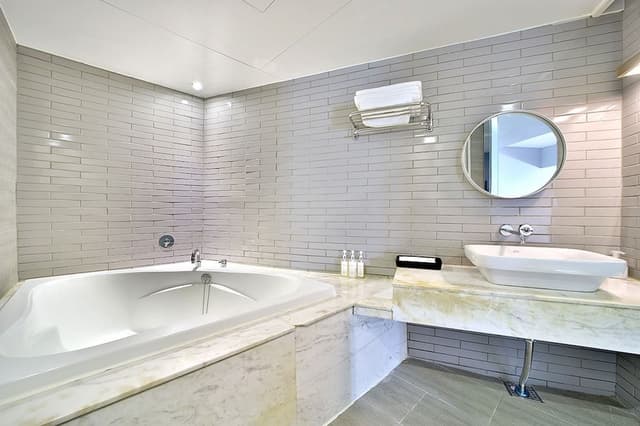 Royal Double Room (Check-in time 6PM)