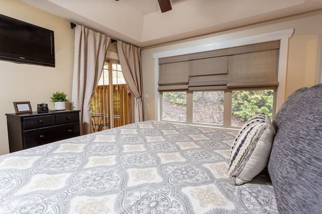 Cottage, 1 King Bed with Sofa bed, Hot Tub