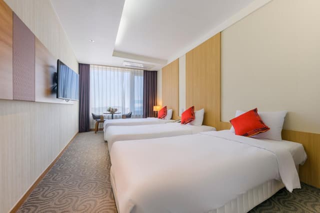 Triple Room