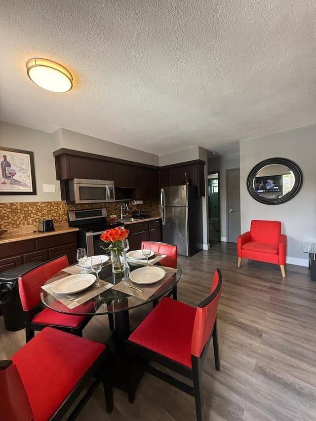 Comfort Apartment, 1 Bedroom, Kitchen, Pool View