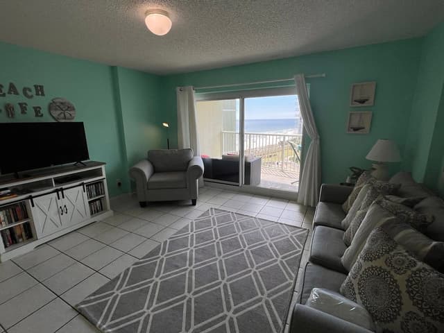 Condo, Multiple Beds, Balcony, Pool View (Tradewinds 507)