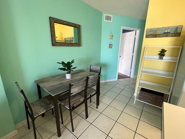 Condo, Multiple Beds, Balcony, Pool View (Tradewinds 507)