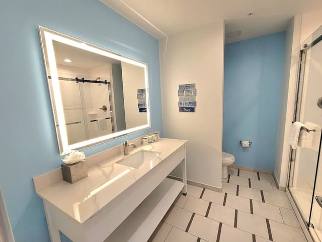Family Double Room, Pool View