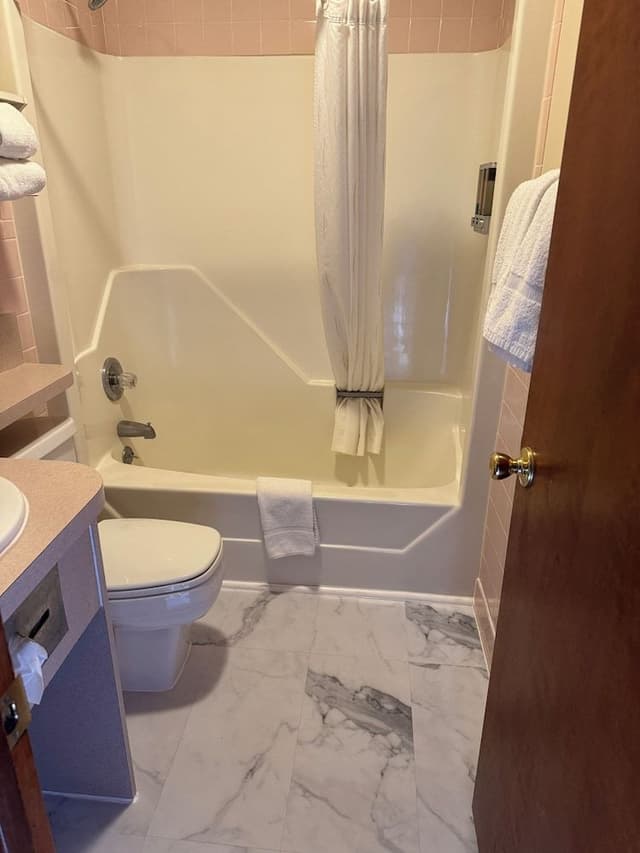 2 Bedroom Efficiency