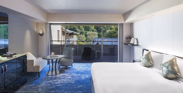 Room, 1 King Bed, Balcony (View)