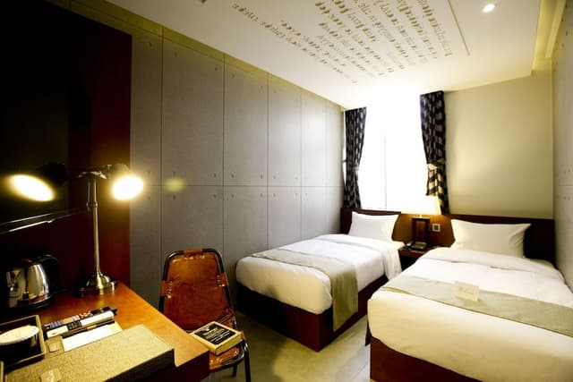 Twin Room