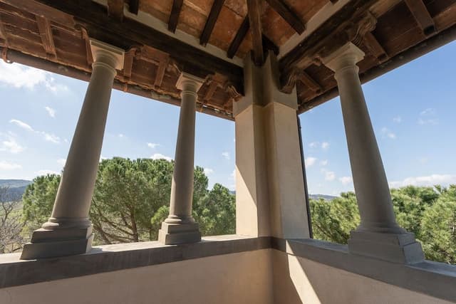 Panoramic Room