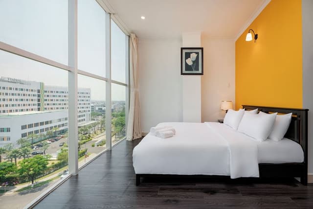 Junior Double or Twin Room, City View